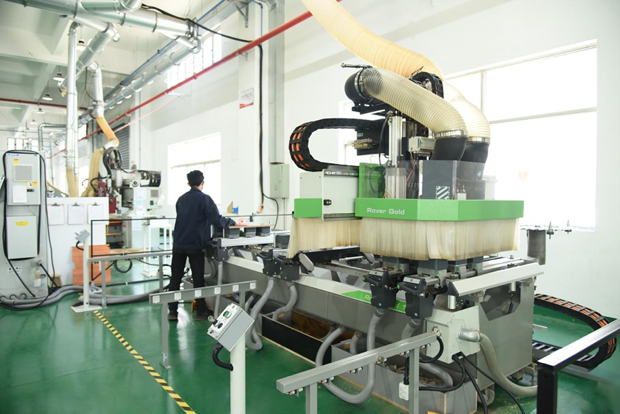 定制款收銀臺(tái)準(zhǔn)備發(fā)出，完美驗(yàn)收，交付超預(yù)期！